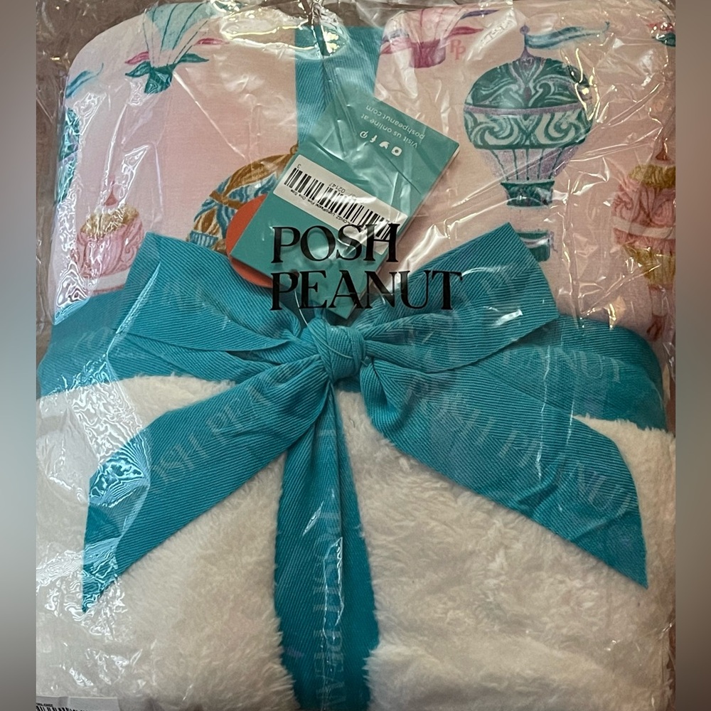 Posh Peanut Gemma Plush Luxe Patoo Blanket